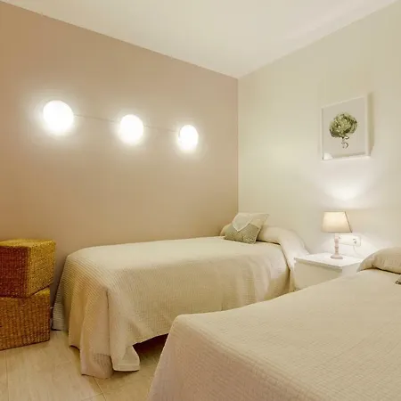 Aida's Flat خيرونا